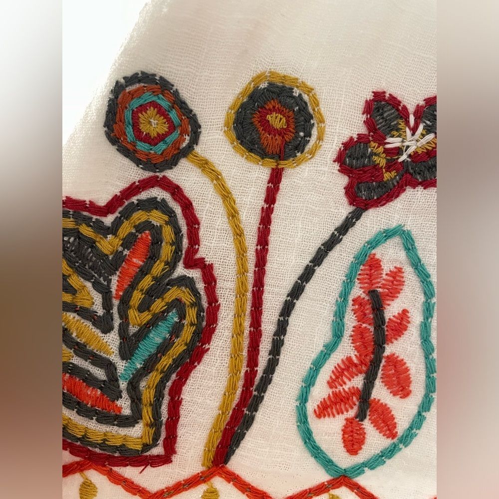 Nwt Piper & Scoot Bohemian Gauzy Lined 100%Cotton Top W/ Beautiful Embroidery Lg — image 4 of 7